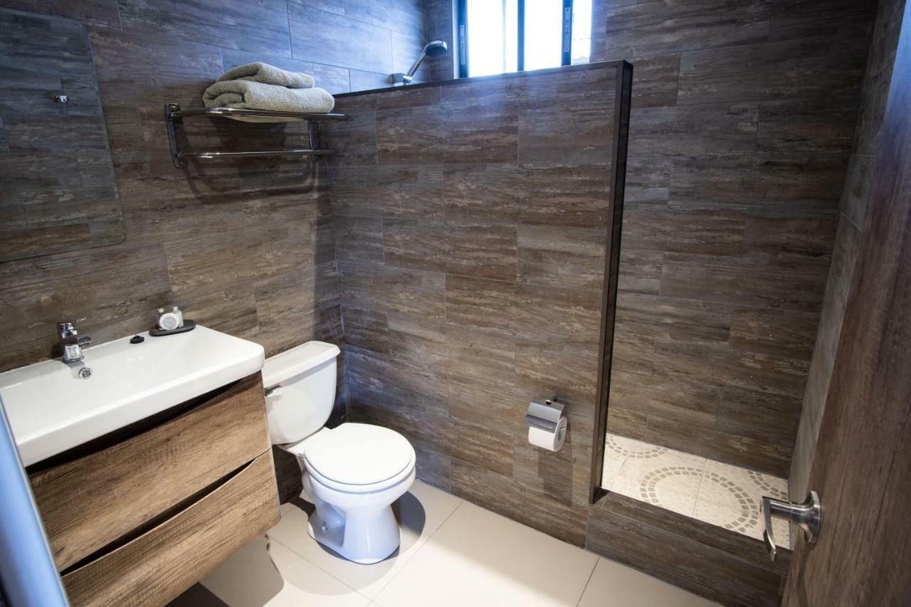 Inaki Uhi Hotel Ханга-Роа Экстерьер фото